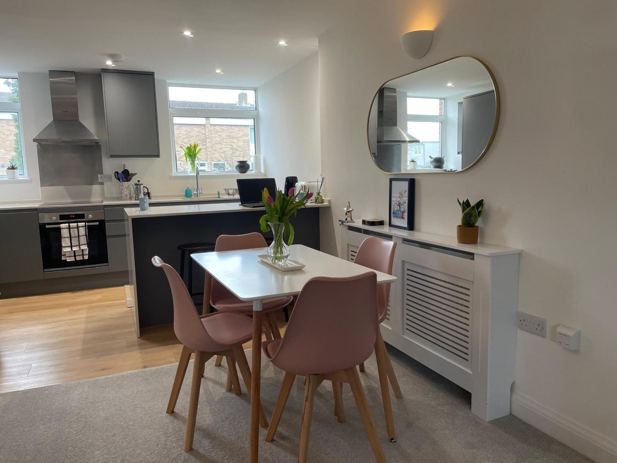 Modern And Comfortable Flat With Private Parking Daire Oxford Dış mekan fotoğraf